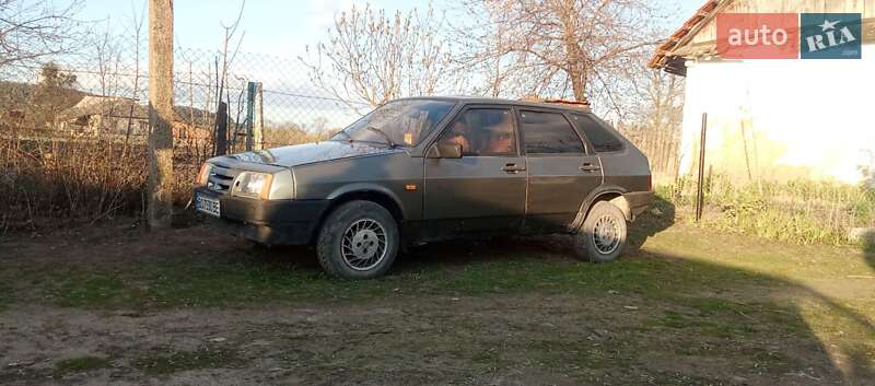Хетчбек ВАЗ / Lada 2109 1993 в Золочеві Хетчбек ВАЗ / Lada 2109 1993 в Золочеві