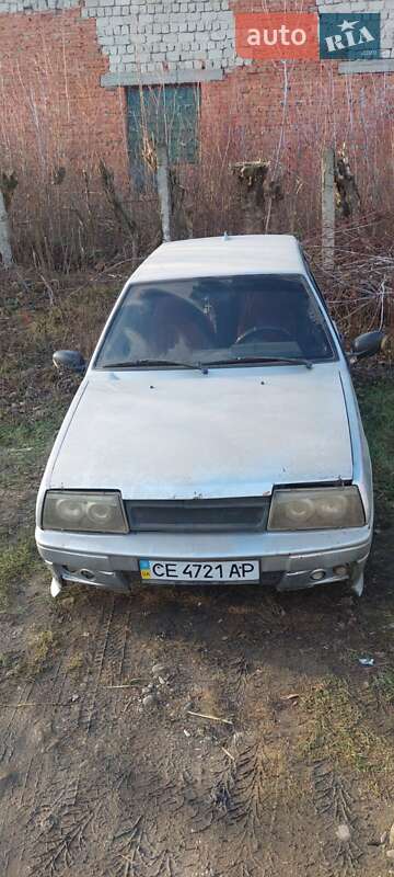 Хэтчбек ВАЗ / Lada 2109 2002 в Черновцах