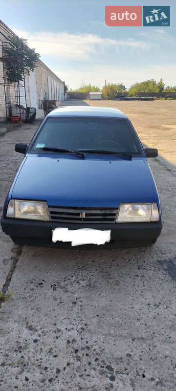 Хэтчбек ВАЗ / Lada 2109 2002 в Николаеве Хэтчбек ВАЗ / Lada 2109 2002 в Николаеве