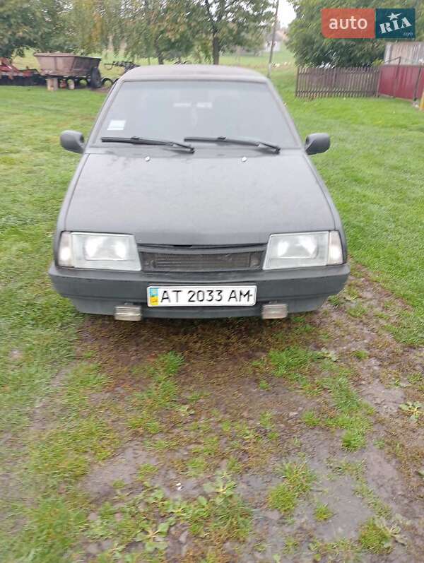 Хэтчбек ВАЗ / Lada 2109 2007 в Рогатине