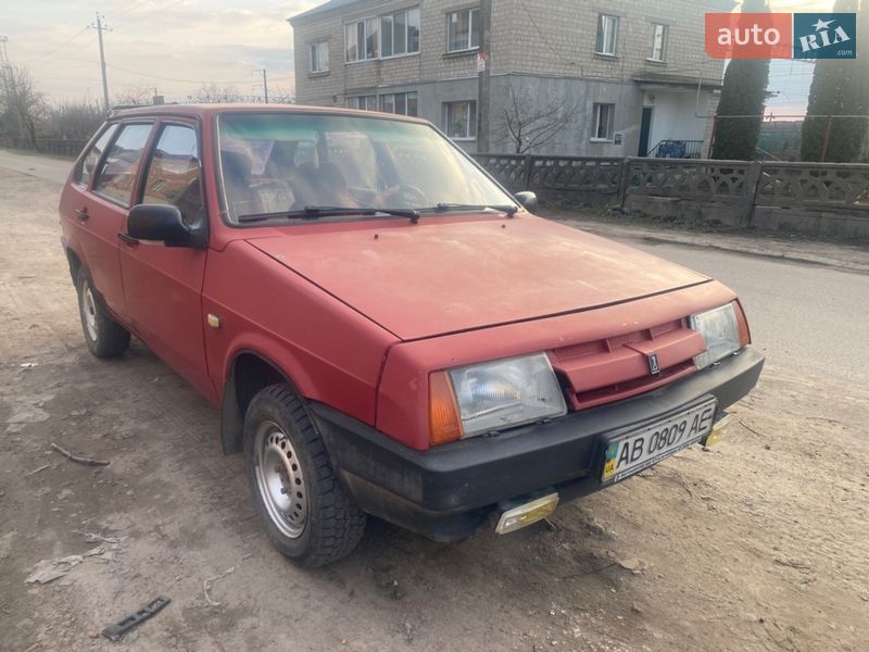 Хэтчбек ВАЗ / Lada 2109 1988 в Жмеринке Хэтчбек ВАЗ / Lada 2109 1988 в Жмеринке