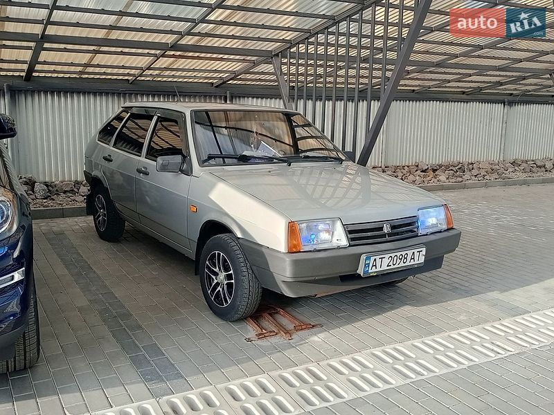 Хэтчбек ВАЗ / Lada 2109 2008 в Коломые