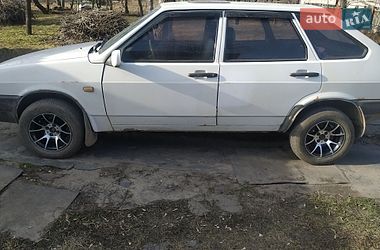 Хэтчбек ВАЗ / Lada 2109 1995 в Царичанке Хэтчбек ВАЗ / Lada 2109 1995 в Царичанке