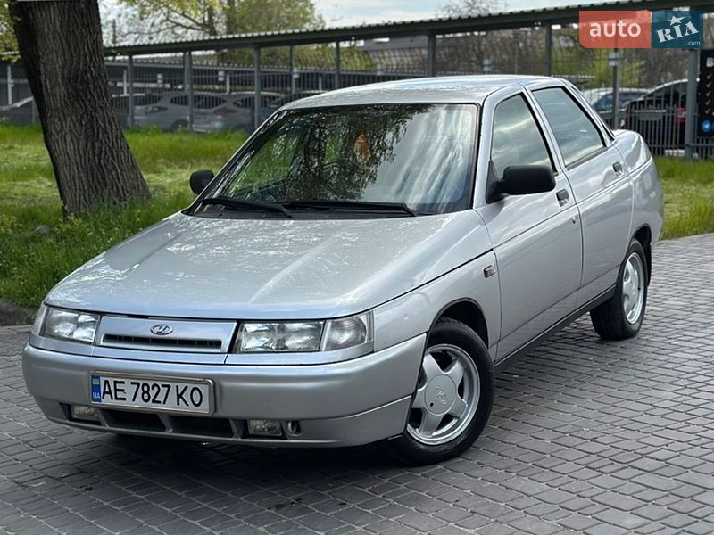 Седан ВАЗ / Lada 2110 2006 в Каменском