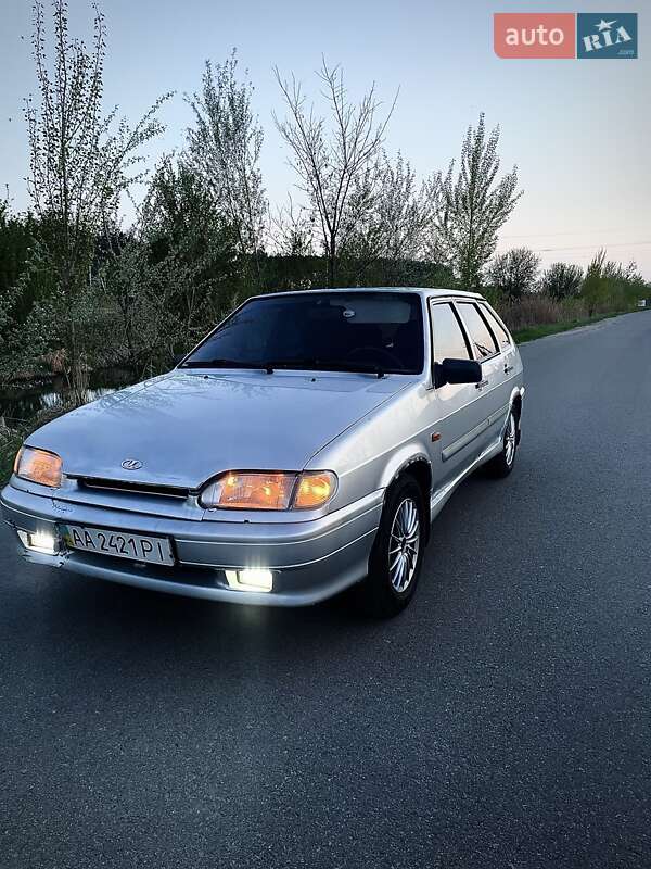 Хэтчбек ВАЗ / Lada 2114 Samara 2013 в Киеве