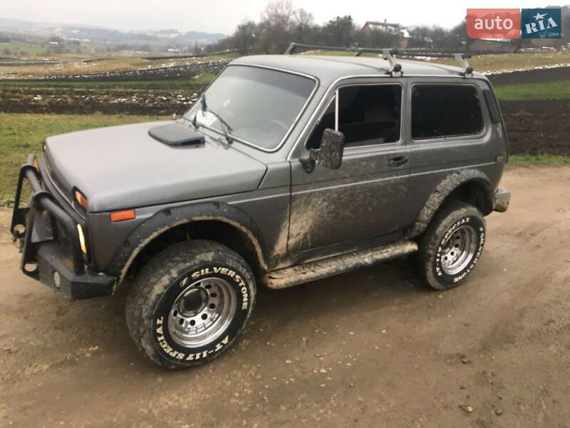 Внедорожник / Кроссовер ВАЗ / Lada 2121 Нива 1985 в Львове Внедорожник / Кроссовер ВАЗ / Lada 2121 Нива 1985 в Львове