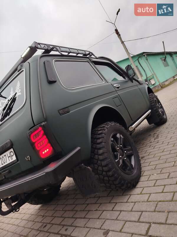 Позашляховик / Кросовер ВАЗ / Lada 21213 Niva 2003 в Хусті Позашляховик / Кросовер ВАЗ / Lada 21213 Niva 2003 в Хусті