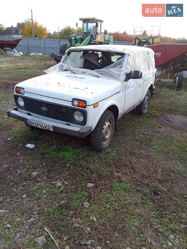 Внедорожник / Кроссовер ВАЗ / Lada 21214 / 4x4 2015 в Днепре