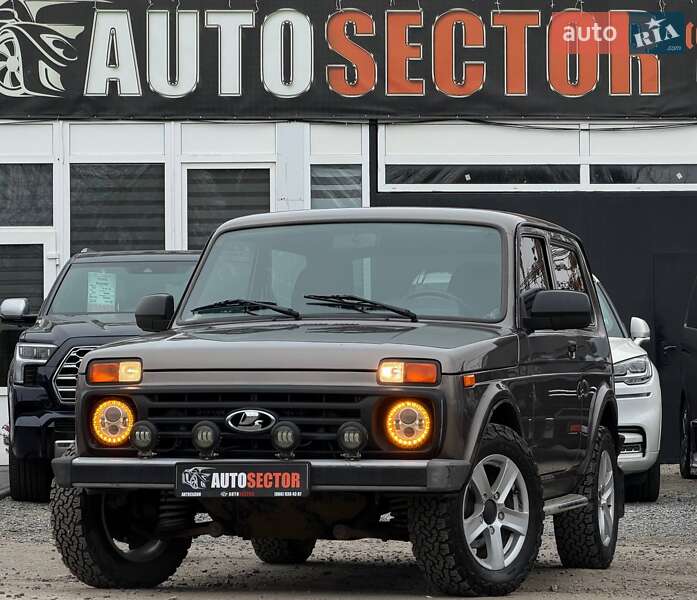 Позашляховик / Кросовер ВАЗ / Lada 21214 / 4x4 2018 в Харкові