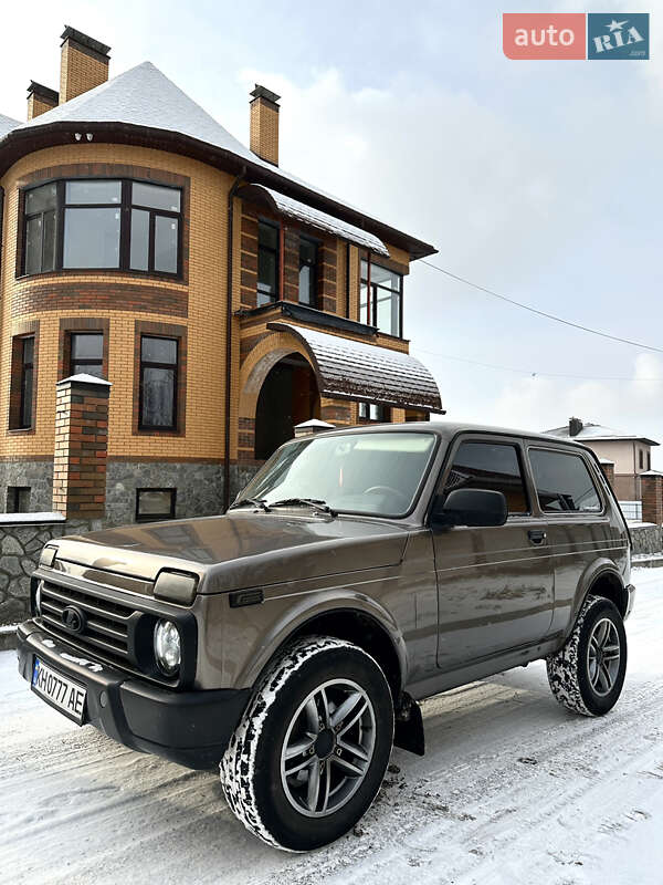 Внедорожник / Кроссовер ВАЗ / Lada 21214 / 4x4 2019 в Полтаве Внедорожник / Кроссовер ВАЗ / Lada 21214 / 4x4 2019 в Полтаве