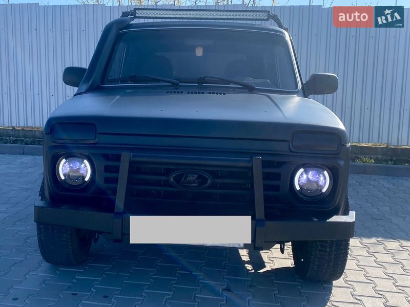 Внедорожник / Кроссовер ВАЗ / Lada 21214 / 4x4 2005 в Одессе Внедорожник / Кроссовер ВАЗ / Lada 21214 / 4x4 2005 в Одессе