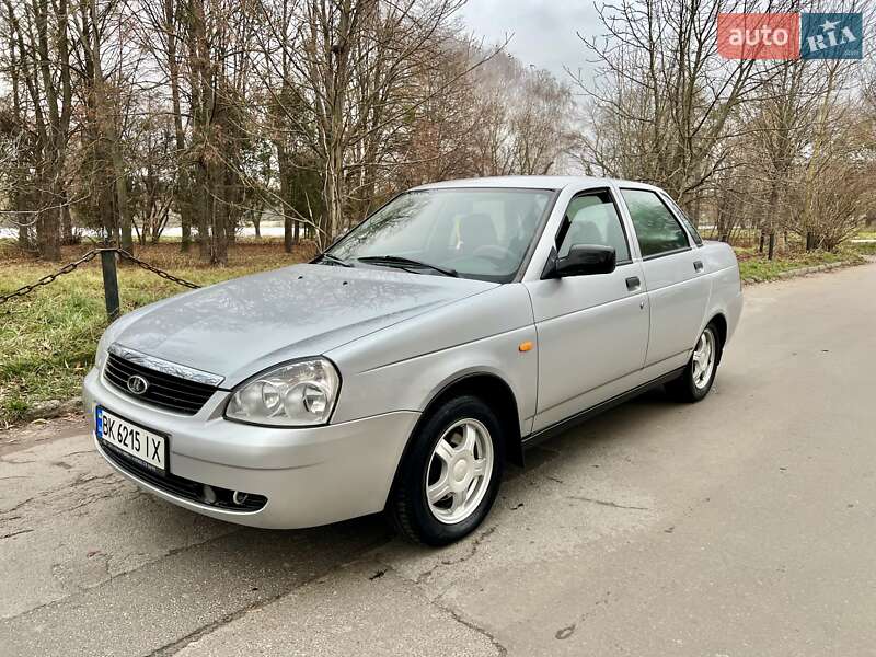 Седан ВАЗ / Lada 2170 Priora 2009 в Ровно Седан ВАЗ / Lada 2170 Priora 2009 в Ровно