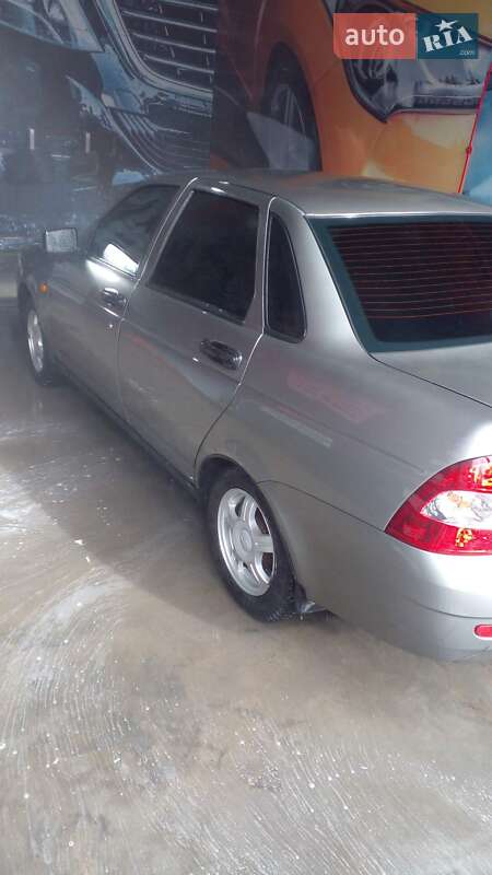 Седан ВАЗ / Lada 2170 Priora 2008 в Умани Седан ВАЗ / Lada 2170 Priora 2008 в Умани