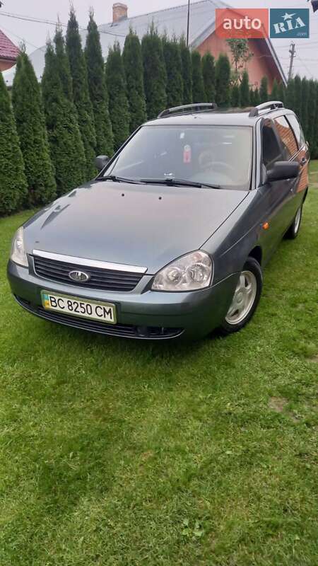 Универсал ВАЗ / Lada 2171 Priora 2011 в Львове