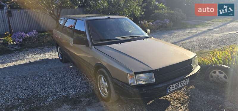 Универсал Renault 21 1988 в Каменец-Подольском