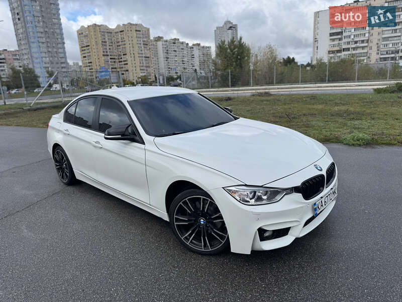 Седан BMW 3 Series 2014 в Киеве