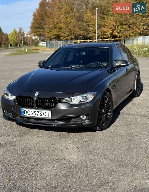 Седан BMW 3 Series 2013 в Львове Седан BMW 3 Series 2013 в Львове