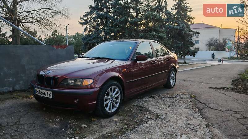 Седан BMW 3 Series 2003 в Одессе