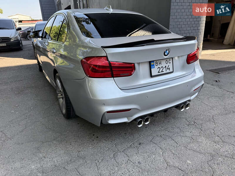 Седан BMW 3 Series 2014 в Одессе