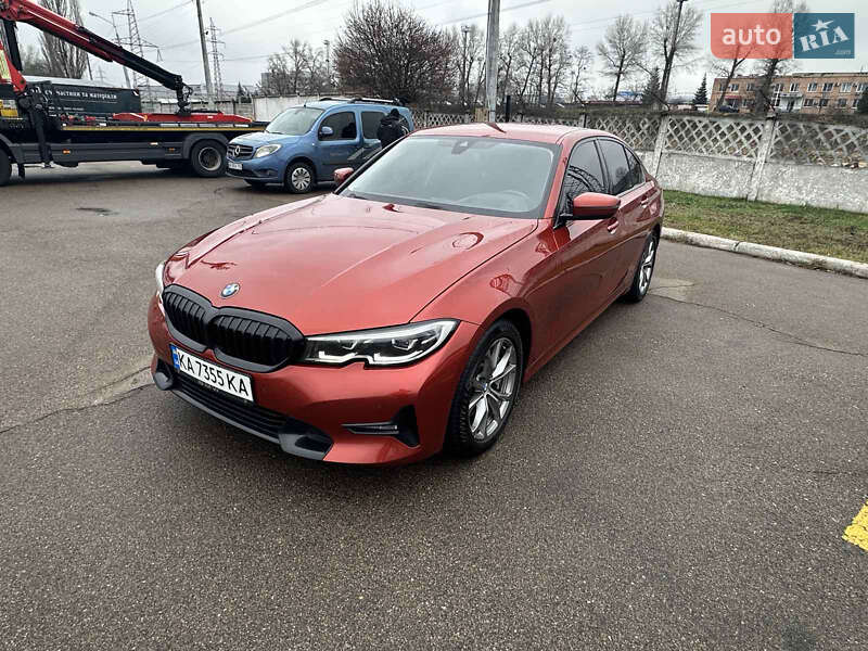 Седан BMW 3 Series 2019 в Киеве