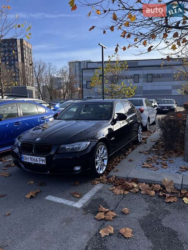 Седан BMW 3 Series 2008 в Киеве