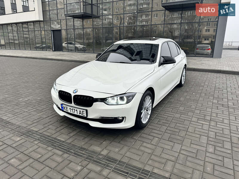 Седан BMW 3 Series 2012 в Дніпрі Седан BMW 3 Series 2012 в Дніпрі