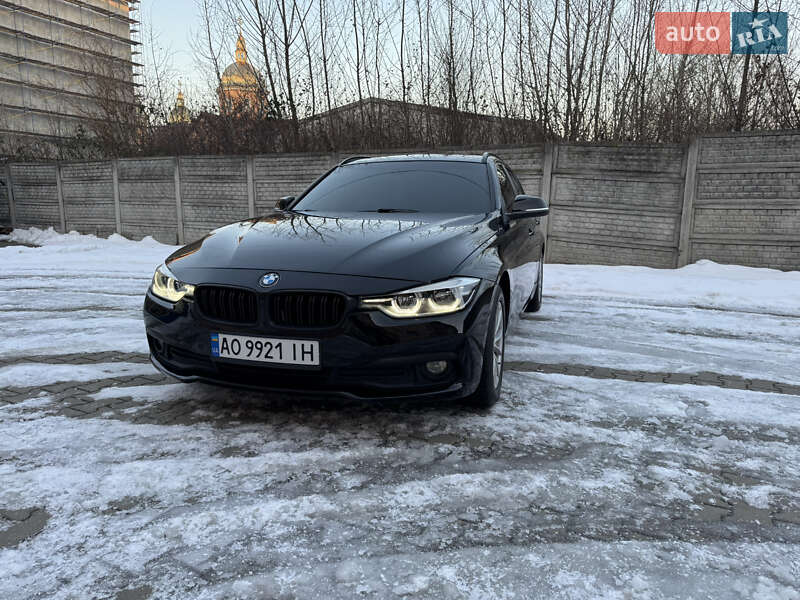 Универсал BMW 3 Series 2017 в Ужгороде