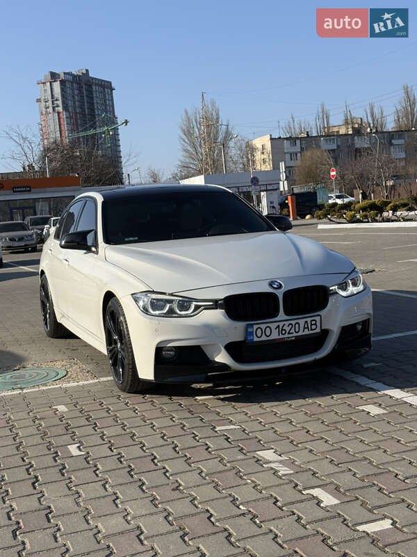 Седан BMW 3 Series 2015 в Одесі