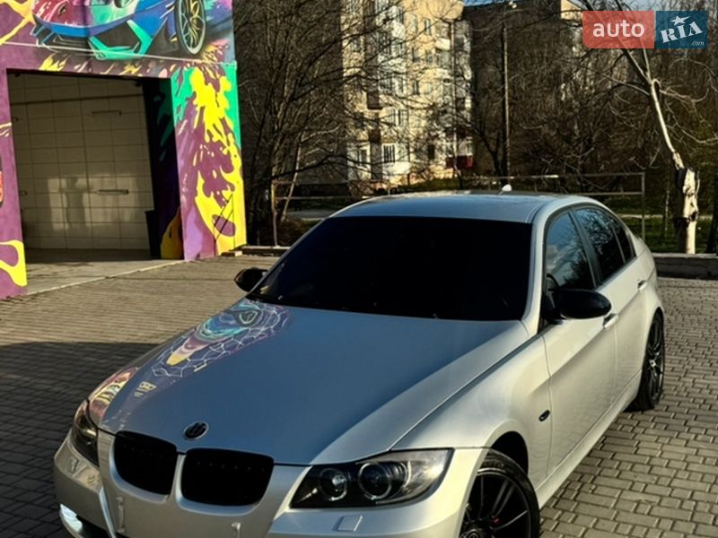 Седан BMW 3 Series 2005 в Каменец-Подольском