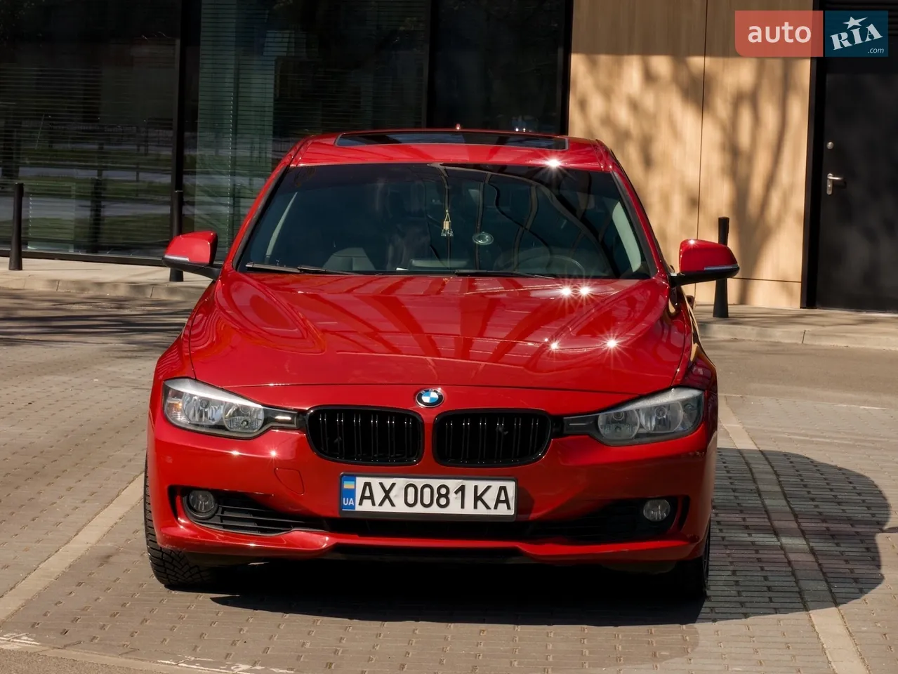 BMW 3 Series 2014 photo 2