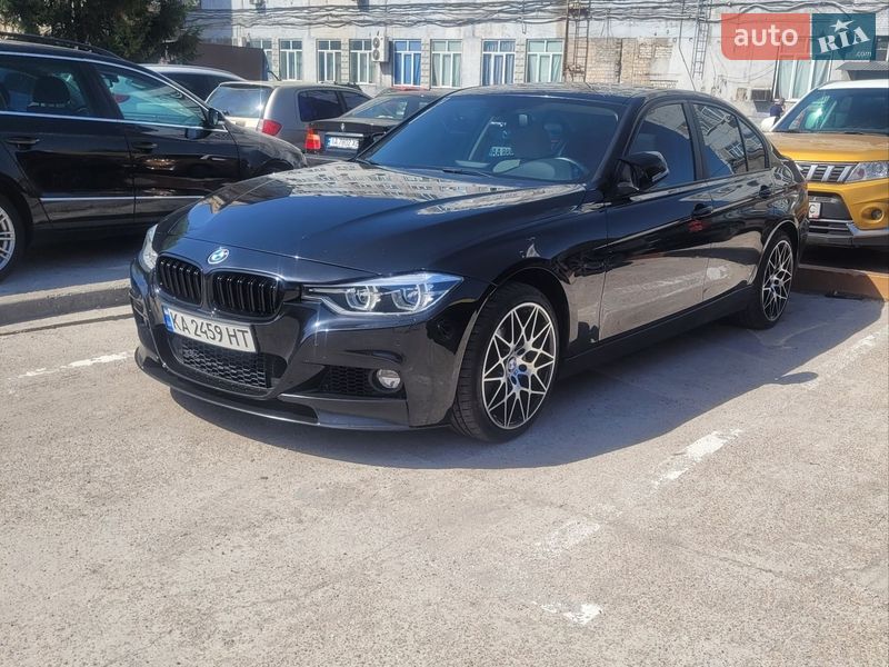 Седан BMW 3 Series 2014 в Киеве