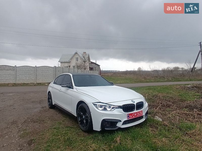 Седан BMW 3 Series 2015 в Ивано-Франковске