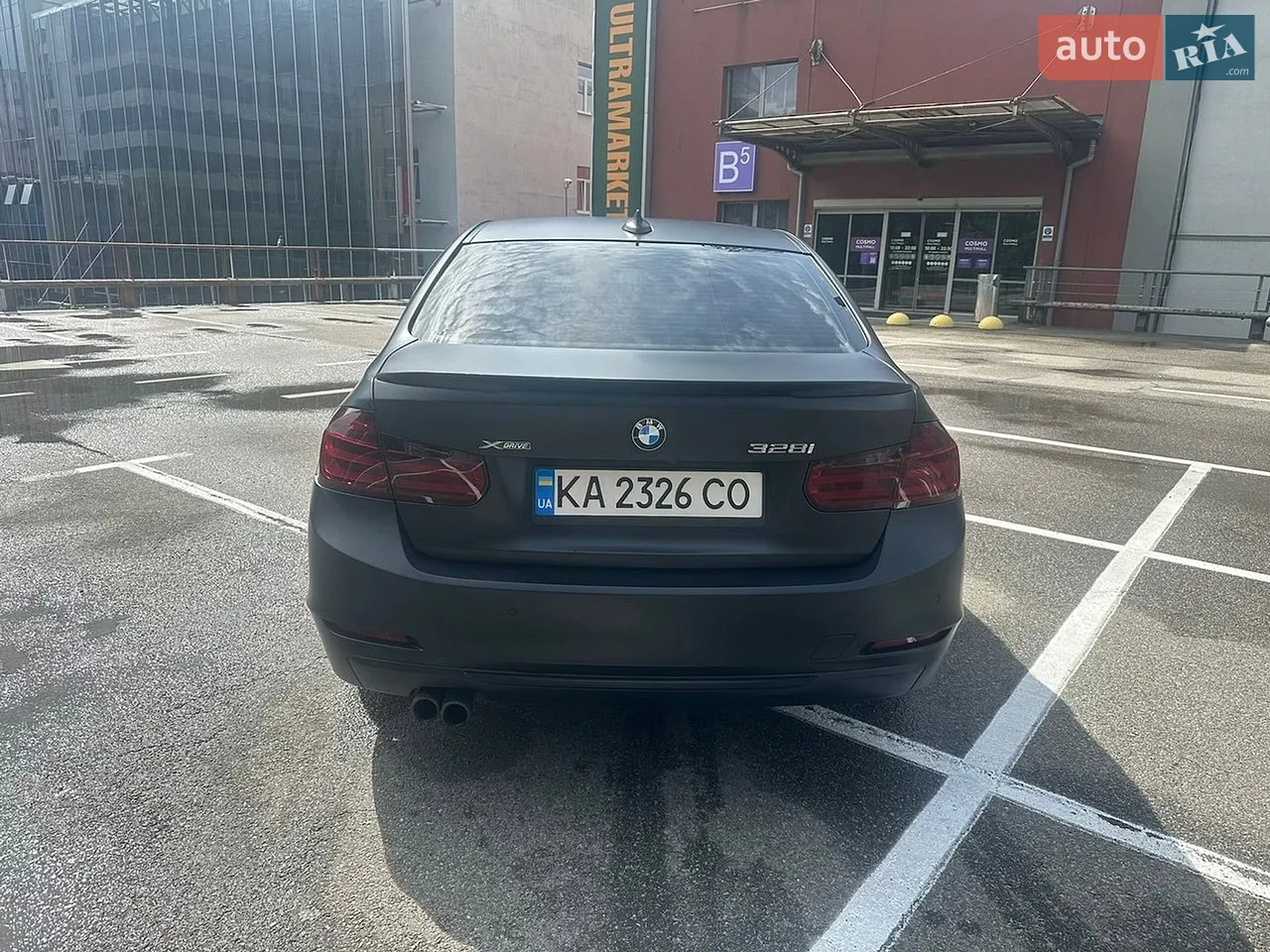 BMW 3 Series 2015 photo 3