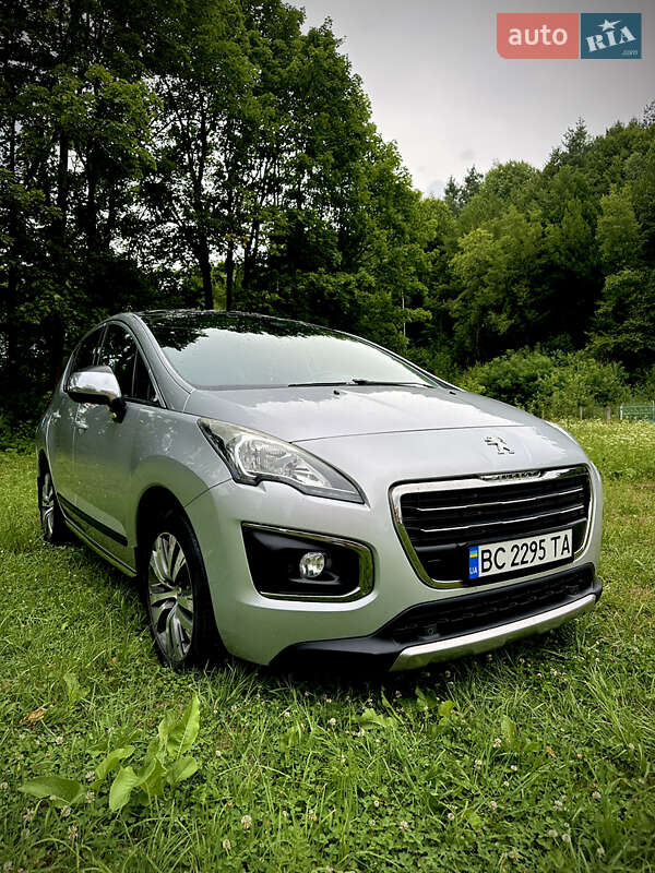 Внедорожник / Кроссовер Peugeot 3008 2016 в Самборе Внедорожник / Кроссовер Peugeot 3008 2016 в Самборе