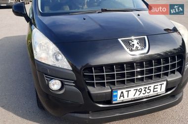 Позашляховик / Кросовер Peugeot 3008 2010 в Івано-Франківську