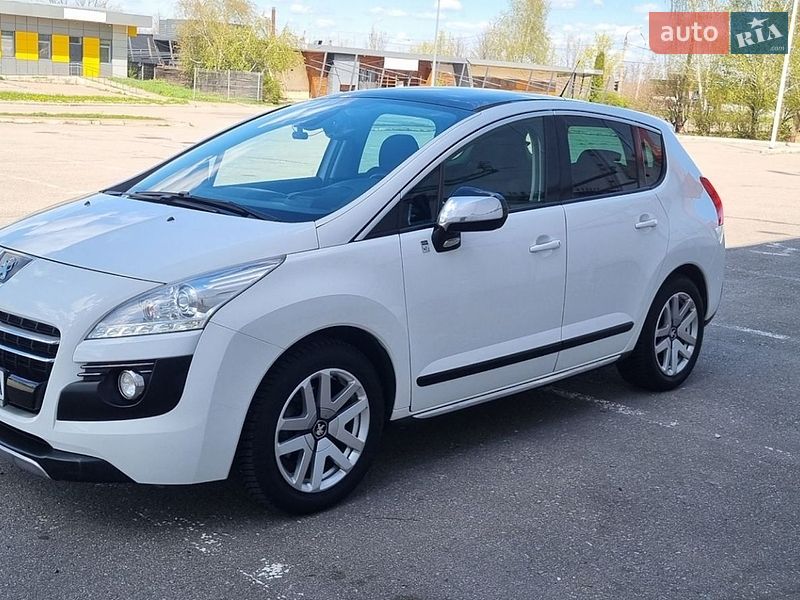Внедорожник / Кроссовер Peugeot 3008 2012 в Харькове