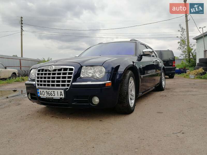 Универсал Chrysler 300C 2006 в Белогородке
