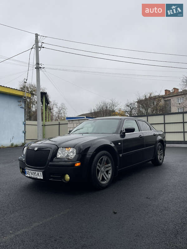 Седан Chrysler 300C 2005 в Житомире