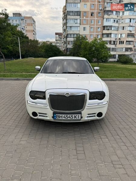 Седан Chrysler 300C 2008 в Одессе