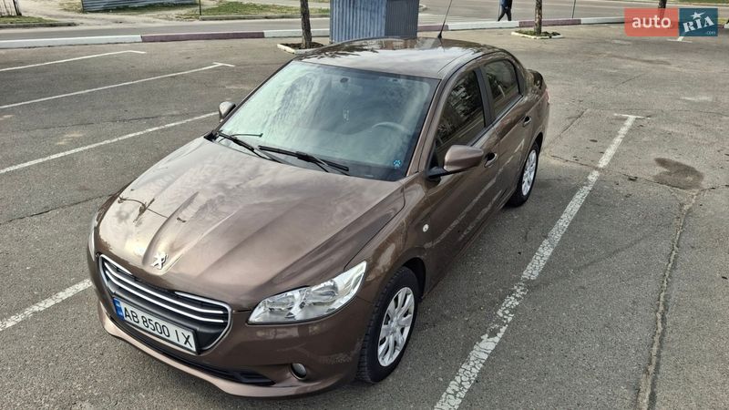 Седан Peugeot 301 2016 в Николаеве