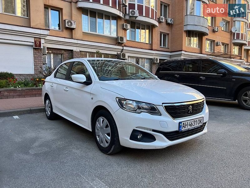 Седан Peugeot 301 2020 в Киеве