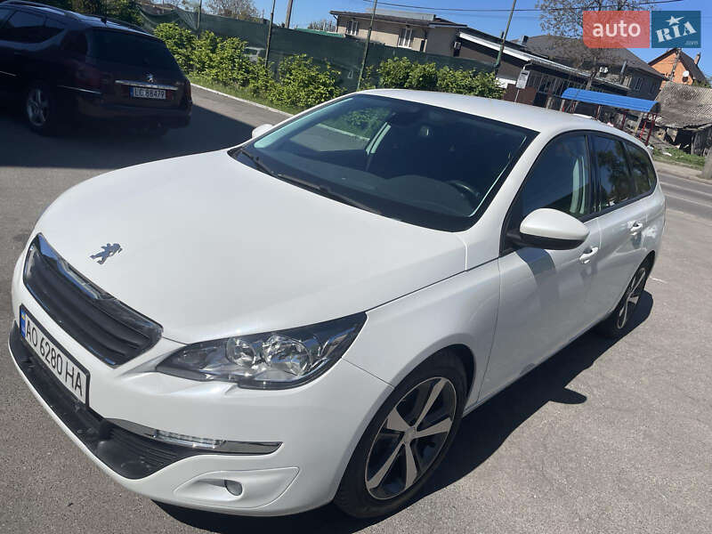 Универсал Peugeot 308 2016 в Киеве
