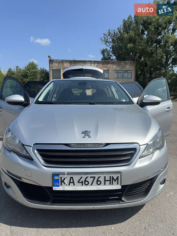 Универсал Peugeot 308 2016 в Звенигородке