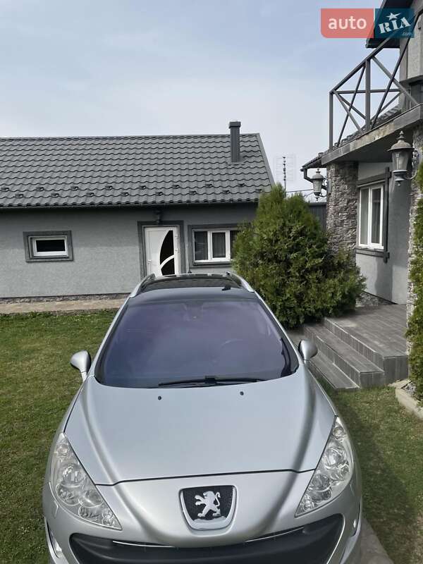 Универсал Peugeot 308 2010 в Черновцах Универсал Peugeot 308 2010 в Черновцах