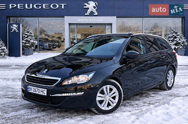 Универсал Peugeot 308 2015 в Сарнах
