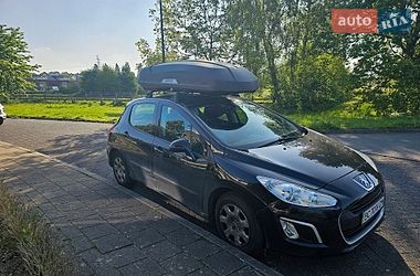 Хетчбек Peugeot 308 2011 в Львові