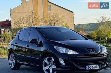 Хэтчбек Peugeot 308 2010 в Львове