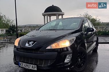 Хетчбек Peugeot 308 2008 в Кривому Розі