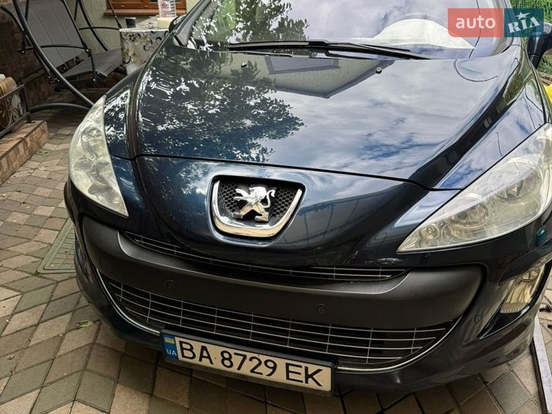 Универсал Peugeot 308 2010 в Кропивницком