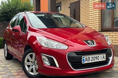 Хетчбек Peugeot 308 2012 в Вінниці